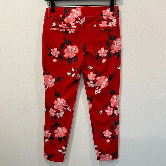 Old Navy Mid-Rise Pixie Pants Red Floral Size 2 - Picture 2 of 5